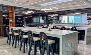 RESIDENCIA DE LUJO  EN FRACCIONAMIENTO CON  CLUB DE GOLF