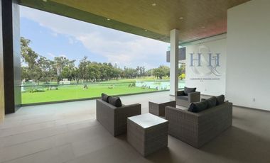 RESIDENCIA DE LUJO  EN FRACCIONAMIENTO CON  CLUB DE GOLF