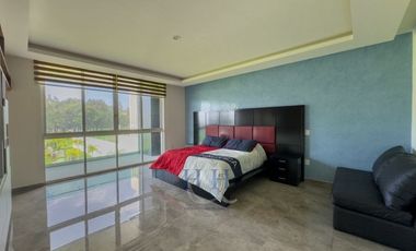 RESIDENCIA DE LUJO  EN FRACCIONAMIENTO CON  CLUB DE GOLF