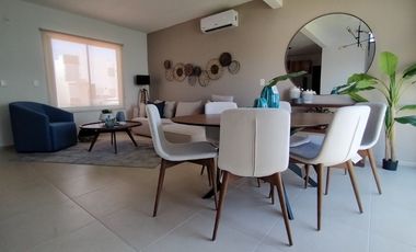 Casa en venta de 2 recámaras en privada zona de Conkal