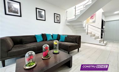 Casa en URB. NIRVANA, cerca a Barbasquillo y Universidad