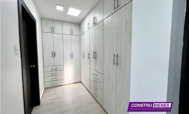 Casa en URB. NIRVANA, cerca a Barbasquillo y Universidad