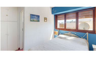 AMBIENTE UNICO EN EDIFICIO FRENTE AL MAR