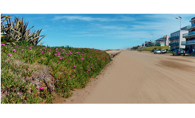 AMBIENTE UNICO EN EDIFICIO FRENTE AL MAR