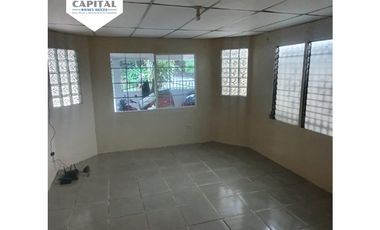 SE VENDE CASA EN LOS ANDES CON 205MT2 POR SOLO B/. 95,000