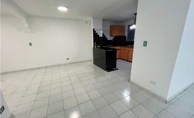 Se Vende Casa Comercial en La Fontana