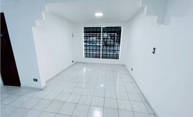 Se Vende Casa Comercial en La Fontana