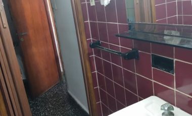 Casa para 2 Familias en venta en Villa Dominico