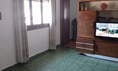 Casa para 2 Familias en venta en Villa Dominico