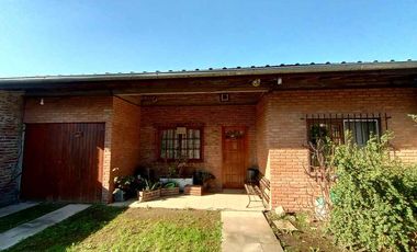 Casa en venta en Barrio Kennedy