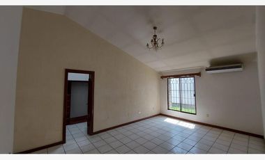 Casa en venta en Valle San Agustin, Saltillo, Coahuila de Zaragoza