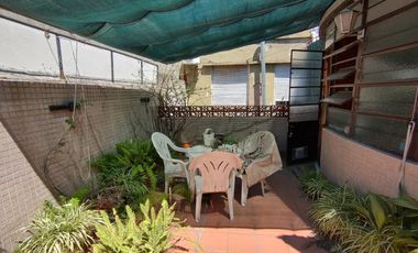 Depto.tipo casa de 4 ambientes en Venta en Villa crespo