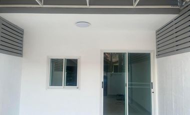FOR SELL Townhouse/Townhome  Baan Thanarom BTS-Nana CX-108923