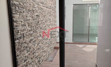 VENTA RESIDENCIA AL NORTE BLVD MUSA DE LEON