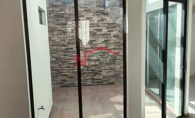 VENTA RESIDENCIA AL NORTE BLVD MUSA DE LEON