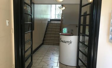 Excepcional ubicación a pasos del metro Manquehue