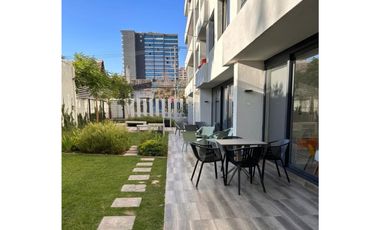 Departamento con diseño industrial, cómodo y cercano a la nueva línea 8 del Metro