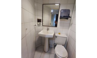 Oportunidad / Metro Pedro de Valdivia / Amplia Oficina