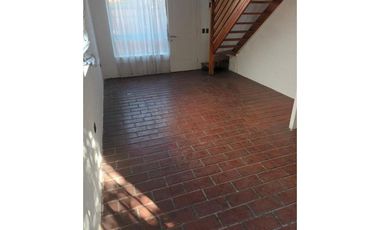 Se vende casa 2D+1B+ 2 Estac. cercana a Villaseca, Buin