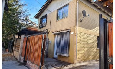 Se vende casa 2D+1B+ 2 Estac. cercana a Villaseca, Buin