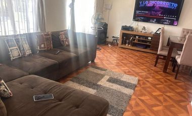 Cómoda casa en Lo Espejo