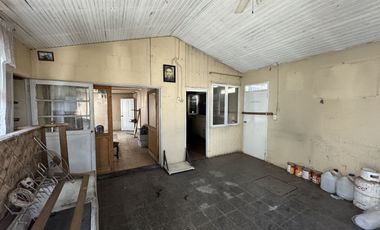 Terreno con 3 Casas de Excelente Potencial Comercial Pob. Malaquías Concha