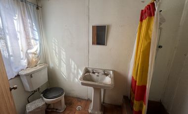 Terreno con 3 Casas de Excelente Potencial Comercial Pob. Malaquías Concha