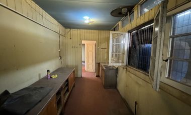 Terreno con 3 Casas de Excelente Potencial Comercial Pob. Malaquías Concha