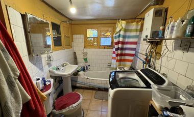 Terreno con 3 Casas de Excelente Potencial Comercial Pob. Malaquías Concha