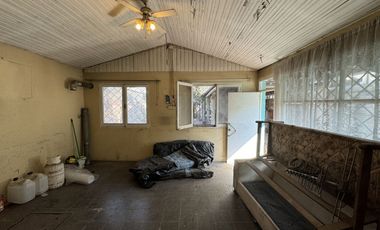 Terreno con 3 Casas de Excelente Potencial Comercial Pob. Malaquías Concha