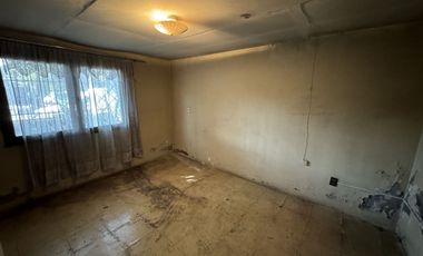 Terreno con 3 Casas de Excelente Potencial Comercial Pob. Malaquías Concha