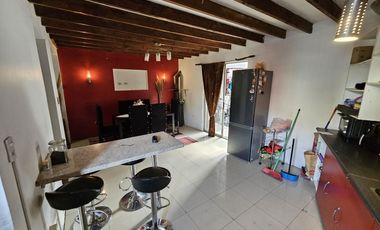 Oportunidad / Amplia Casa / Centro de Lampa / 5D+1B