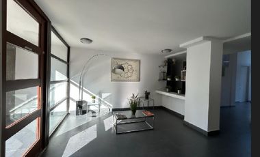 Se vende departamento en piso 10, con estac, bodega y excelente orientación