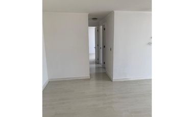 Se vende departamento en piso 10, con estac, bodega y excelente orientación