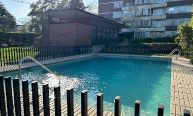 Se vende departamento en piso 10, con estac, bodega y excelente orientación