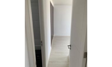 Se vende departamento en piso 10, con estac, bodega y excelente orientación