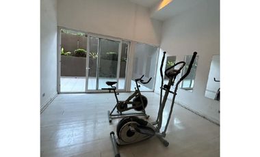 Se vende departamento en piso 10, con estac, bodega y excelente orientación