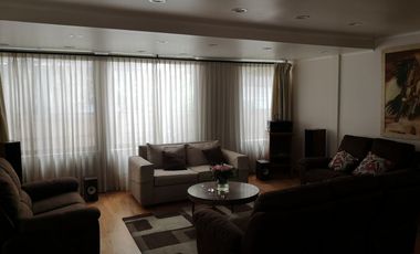 LIQUIDAMOS LINDA CASA  ÑUÑOA, APTA EMPRESAS