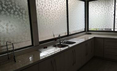 LIQUIDAMOS LINDA CASA  ÑUÑOA, APTA EMPRESAS