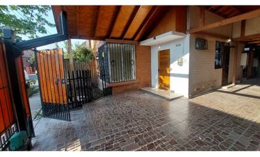 CASA REMODELADA EN SANTO TOMÁS (4D-4B) - QUILICURA