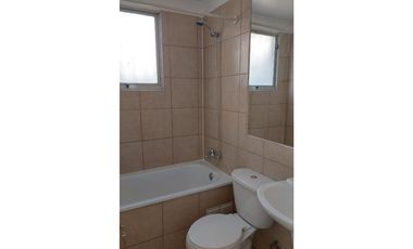 CASA REMODELADA EN SANTO TOMÁS (4D-4B) - QUILICURA