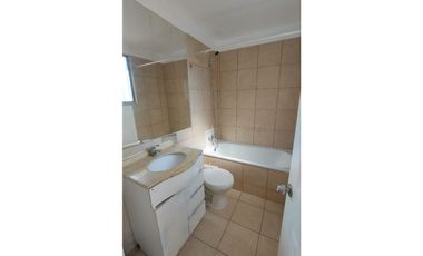 CASA REMODELADA EN SANTO TOMÁS (4D-4B) - QUILICURA