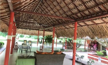 SE VENDE HERMOSA CASA FINCA CERCA DE MONTERIA