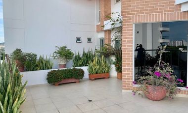 EXCELENTE APARTAMENTO EN BAVARIA