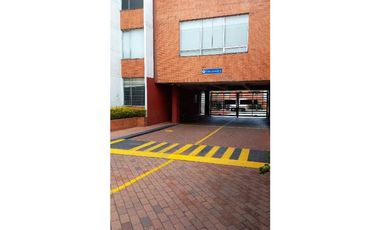 VENTA DE APARTAMENTO EN KENNEDY PLAZA DE LAS AMERICAS AMARILO