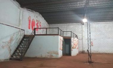 vendo o permuto Depósito - Miguel Lanus