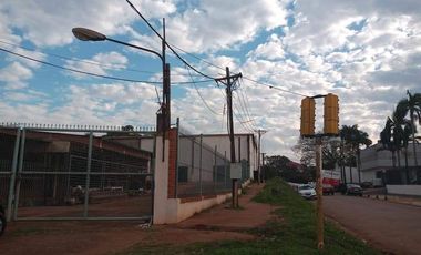vendo o permuto Depósito - Miguel Lanus