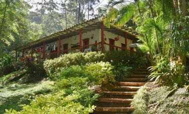 Vendo Espectacular Finca de 6 Cuadras Girardota