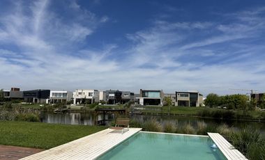 VENTA Casa Barrio Cerrado Acacias-Puertos del Lago-ESTRENAR-LAGUNA-Pileta-Domotica-LOSA RADIANTE