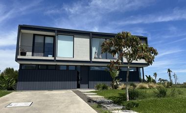 VENTA Casa Barrio Cerrado Acacias-Puertos del Lago-ESTRENAR-LAGUNA-Pileta-Domotica-LOSA RADIANTE